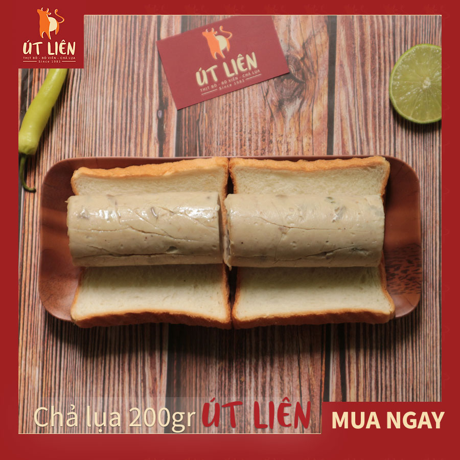 Chả lụa gân hột tiêu xanh phù hợp với mọi đối tượng